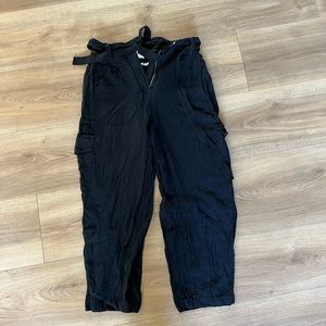 Black Cropped Cargo Pants